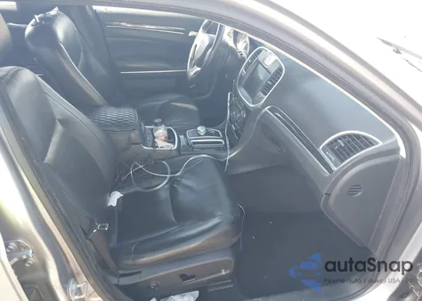 2016 Chrysler 300 Limited from USA, damaged, VIN 2C3CCAAGXGH252659